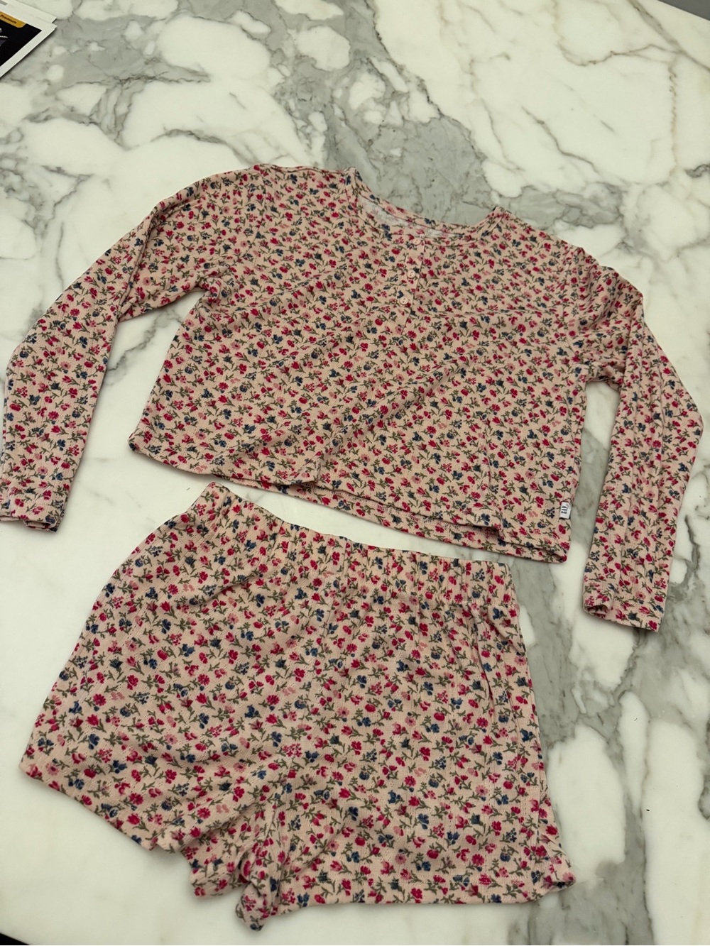 Kids Gap Floral Pink Pajama Set size 10